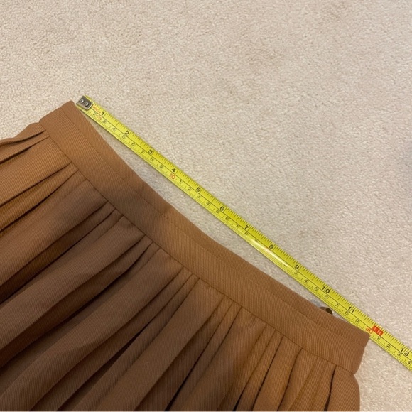 COS Pleated Wool-Blend Mini Skirt in Light Brown - Picture 4 of 6